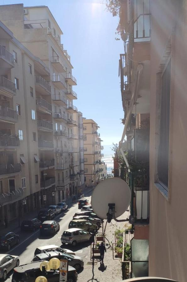 Poly'S House Torre Annunziata Exterior foto